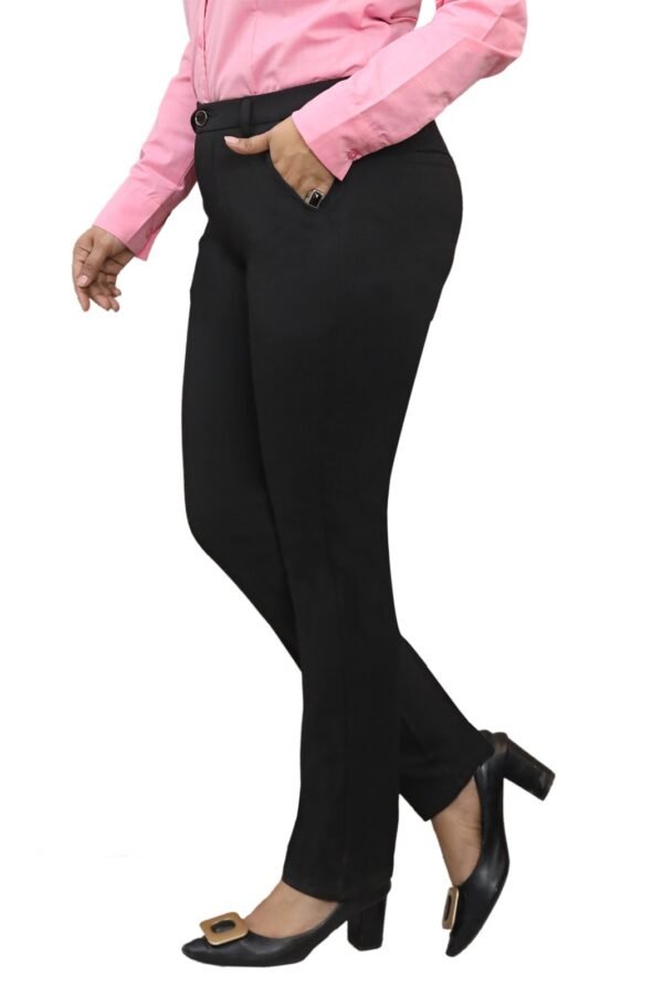 Buy Men Black Solid Regular Fit Casual Trousers Online - 801572 | Peter  England
